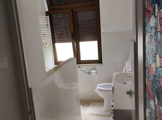 Arenaapp アパート プーラ